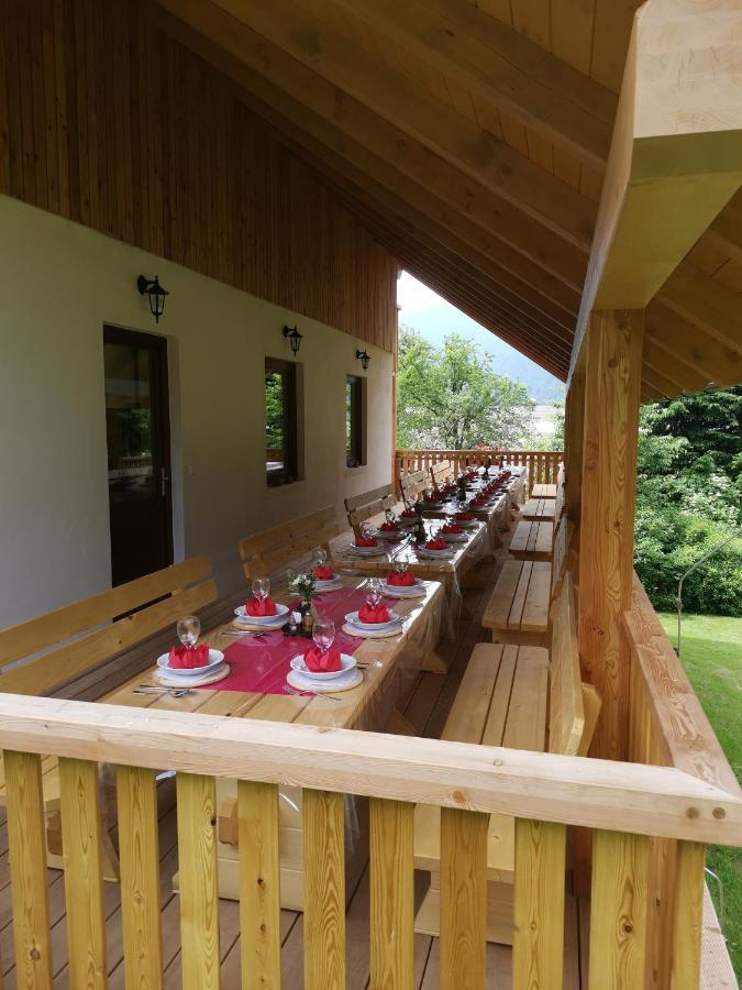 Отель Turisticna Kmetija Zgornji Zavratnik Luce Экстерьер фото